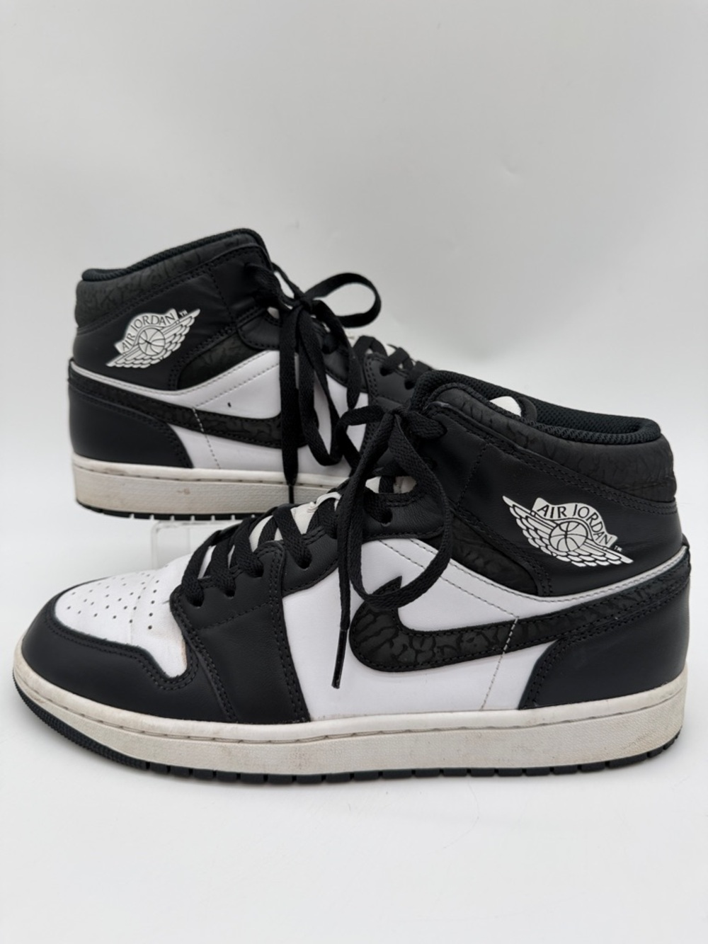 Air Jordan 1 Mid SE "Panda Elephant" Style: FB9911-001 Black White Mens Size 10
